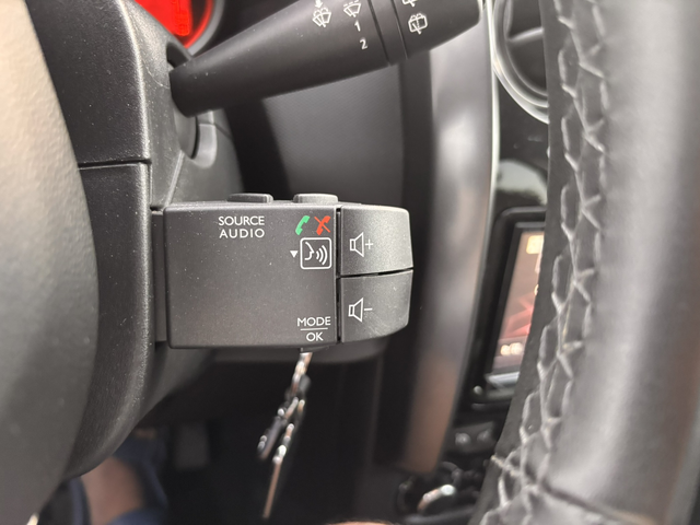 Dacia Duster 1.2 TCe (125 кс) - автомобили, коли, обяви за нови и употребявани 11