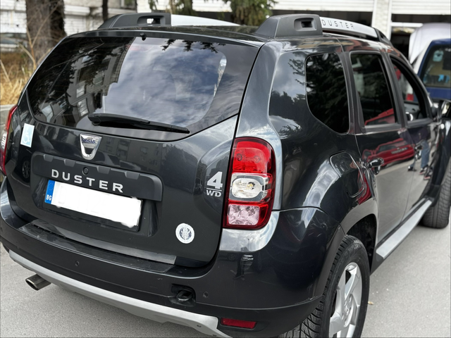 Dacia Duster 1.2 TCe (125 кс) - автомобили, коли, обяви за нови и употребявани 2