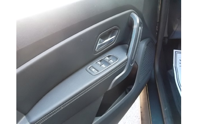 Dacia Duster 1.2TCe 4x4 - автомобили, коли, обяви за нови и употребявани 8