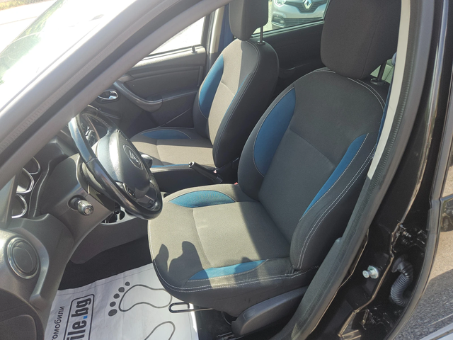 Dacia Duster 1.6 4x4 - автомобили, коли, обяви за нови и употребявани 13