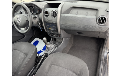 Dacia Duster 1,6i bi-fuel GPL, 105k.c., нави, 4х2, евро 5В, клима, usb, aux, ел.пакет, Италия - автомобили, коли, обяви за нови и употребявани 8