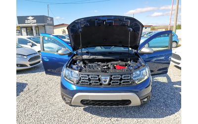 Dacia Duster 1.6i E6C PRESTIGE - автомобили, коли, обяви за нови и употребявани 10