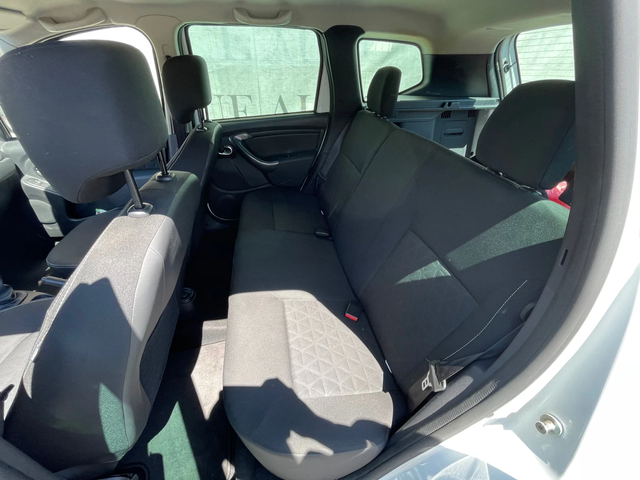 Dacia Duster 1.5DCI* 4WD* 87000КМ* СЕРВИЗНА ИСТОРИЯ - автомобили, коли, обяви за нови и употребявани 13