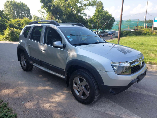 Dacia Duster 1,5dci 110ps 4X4 - автомобили, коли, обяви за нови и употребявани 0