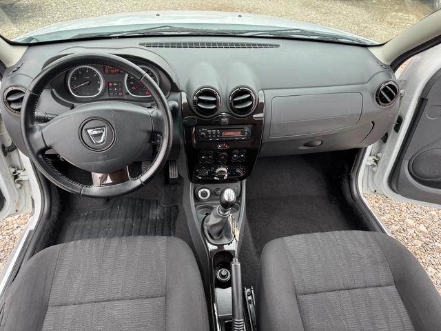 Dacia Duster 1.5DCI-4X4 - автомобили, коли, обяви за нови и употребявани 14