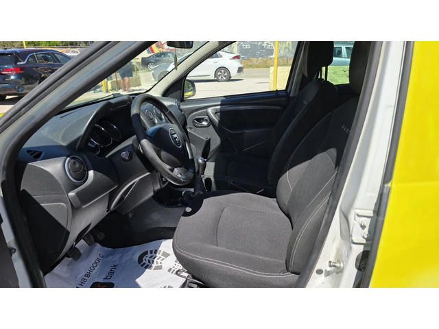 Dacia Duster 1.6i+ ЗаводскиГазИнж.* ГОТОВА ЗА Такси - автомобили, коли, обяви за нови и употребявани 10