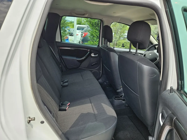 Dacia Duster 1.6I-105кс= ФАБРИЧНА ГАЗ= ПАРКТРОНИК= КЛИМАТИК - автомобили, коли, обяви за нови и употребявани 13