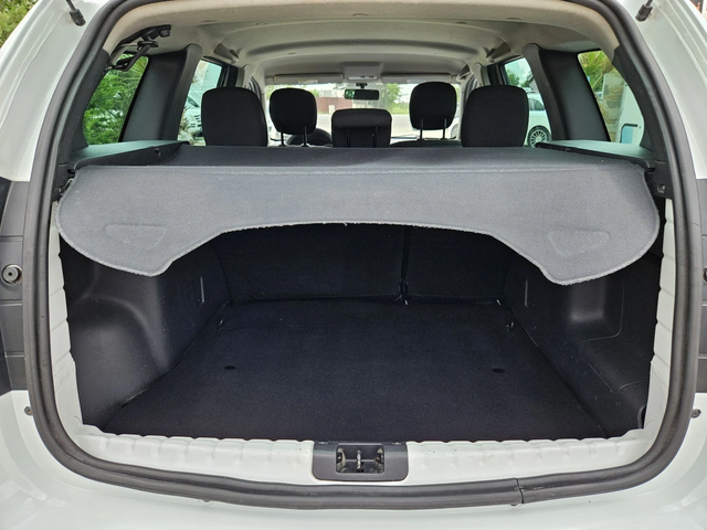 Dacia Duster 1.6I-105кс= ФАБРИЧНА ГАЗ= ПАРКТРОНИК= КЛИМАТИК - автомобили, коли, обяви за нови и употребявани 9