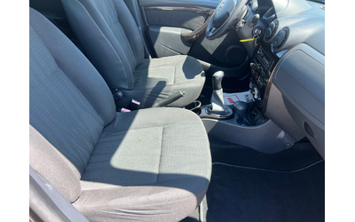 Dacia Duster 1.6 I - автомобили, коли, обяви за нови и употребявани 10