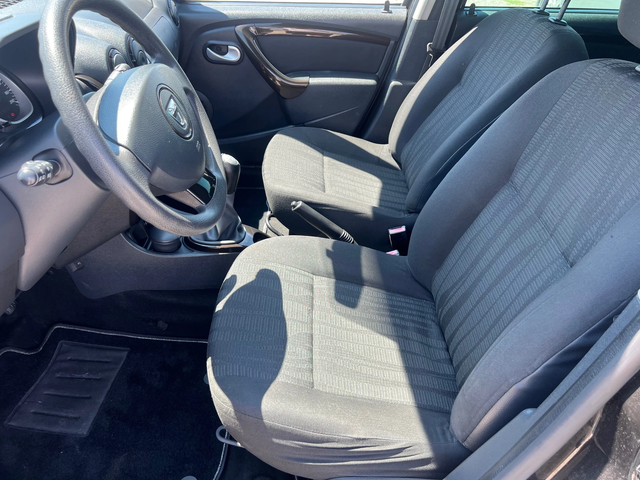 Dacia Duster 1.6 I - автомобили, коли, обяви за нови и употребявани 8