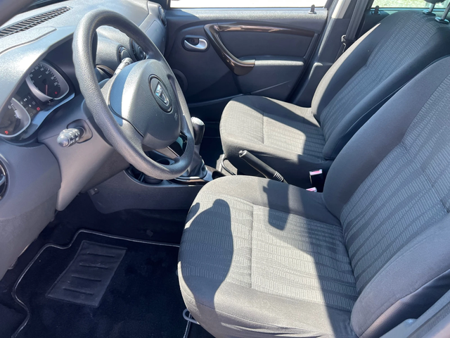 Dacia Duster 1.6 I - автомобили, коли, обяви за нови и употребявани 9