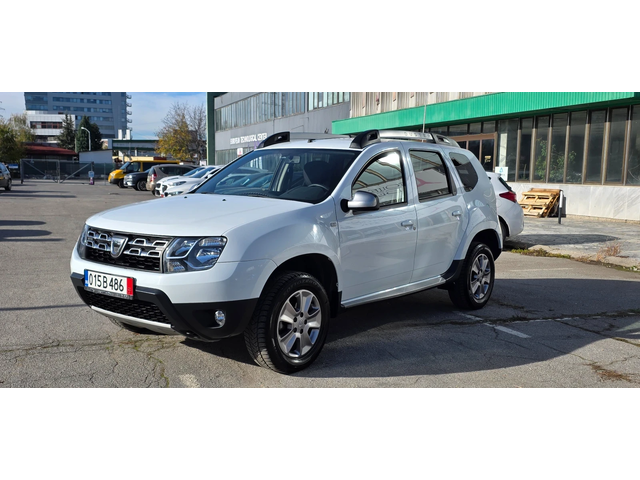 Dacia Duster 1.6i 114k.c UNIKAT ITALIA EURO 6B GAZ - автомобили, коли, обяви за нови и употребявани 2