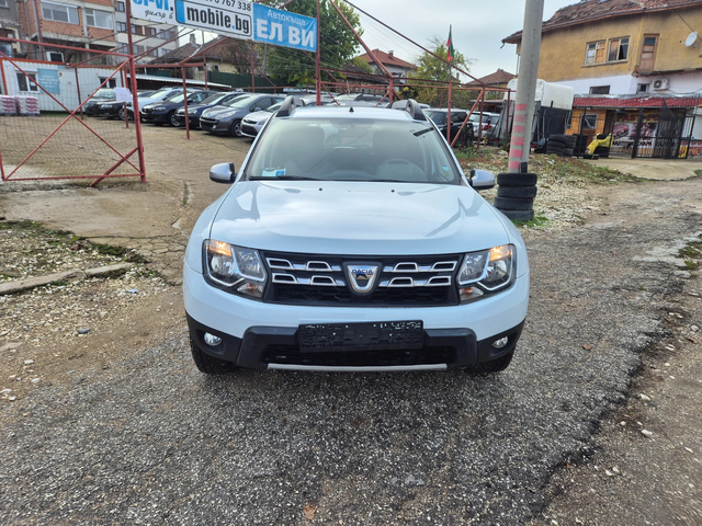 Dacia Duster NAVI, 4x4 - автомобили, коли, обяви за нови и употребявани 1