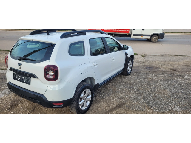 Dacia Duster 1.5DCI NAVI - автомобили, коли, обяви за нови и употребявани 7