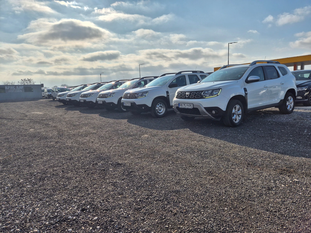 Dacia Duster N1 4x4 M/T1.5 DCI - автомобили, коли, обяви за нови и употребявани 0