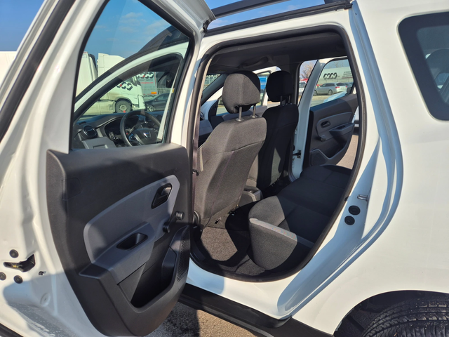 Dacia Duster N1 4x4 M/T1.5 DCI - автомобили, коли, обяви за нови и употребявани 11