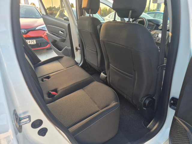 Dacia Duster COMFORT N-1= 5 броя 4x4= 1.5 DCI M/T - автомобили, коли, обяви за нови и употребявани 10