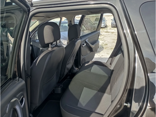 Dacia Duster 1.6 ГАЗ, Навигация, Италия - автомобили, коли, обяви за нови и употребявани 6