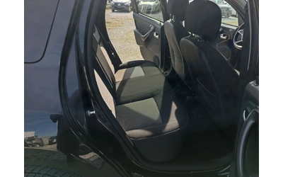 Dacia Duster 1.6 ГАЗ, Навигация, Италия - автомобили, коли, обяви за нови и употребявани 8
