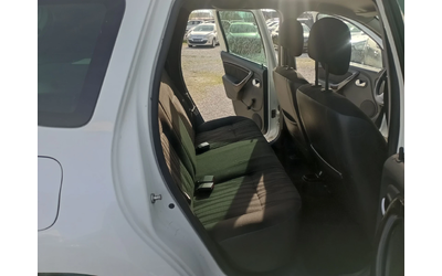 Dacia Duster 1.6 бензин, Италия - автомобили, коли, обяви за нови и употребявани 8