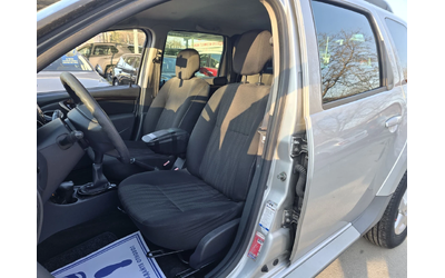 Dacia Duster 1.6i 110к.с фабрична газ - автомобили, коли, обяви за нови и употребявани 9