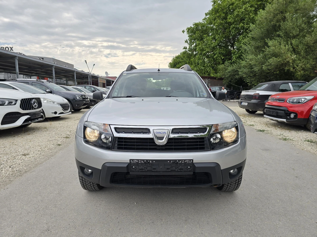 Dacia Duster 1.5d 110к.с 4x4 - автомобили, коли, обяви за нови и употребявани 4