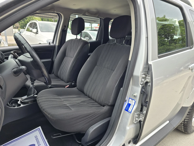 Dacia Duster 1.5d 110к.с 4x4 - автомобили, коли, обяви за нови и употребявани 8