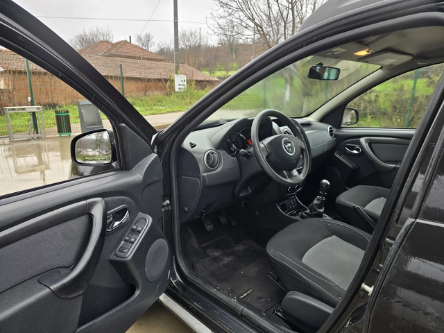 Dacia Duster 1.5dci 110к.с Топ състояние - автомобили, коли, обяви за нови и употребявани 9