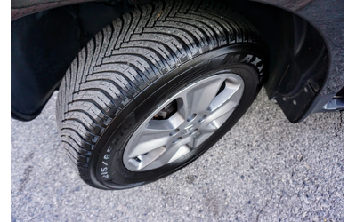 Dacia Duster 1.6I GPL LAUREATE - автомобили, коли, обяви за нови и употребявани 13