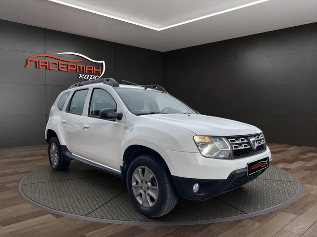 Dacia Duster 1.5DCI LAUREATE - автомобили, коли, обяви за нови и употребявани 1