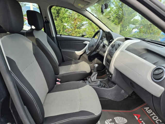 Dacia Duster 1.6i-105кс= ФАБРИЧНА ГАЗ= FACELIFT= КЛИМАТИК - автомобили, коли, обяви за нови и употребявани 14