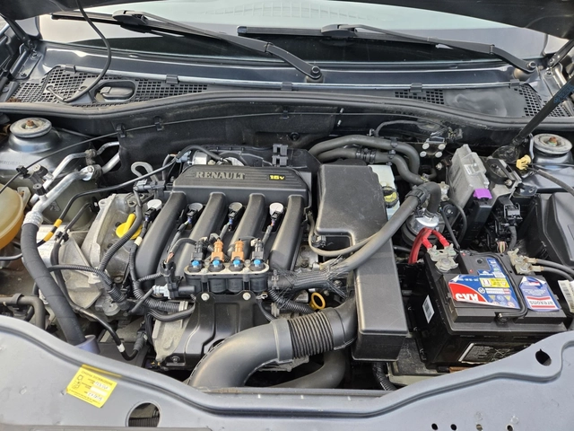 Dacia Duster 1.6i-105кс= ФАБРИЧНА ГАЗ= FACELIFT= КЛИМАТИК - автомобили, коли, обяви за нови и употребявани 16