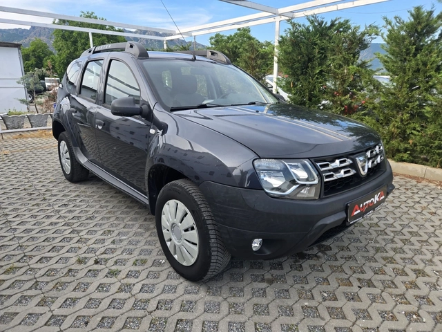 Dacia Duster 1.6i-105кс= ФАБРИЧНА ГАЗ= FACELIFT= КЛИМАТИК - автомобили, коли, обяви за нови и употребявани 1