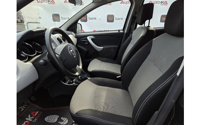 Dacia Duster 1.6i-105кс= ФАБРИЧНА ГАЗ= FACELIFT= КЛИМАТИК - автомобили, коли, обяви за нови и употребявани 6