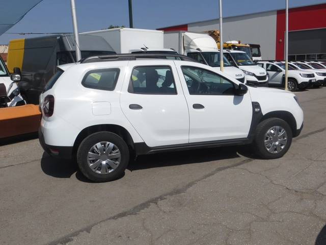 Dacia Duster 1, 5 DCI 4x4 ГАРАНЦИЯ - автомобили, коли, обяви за нови и употребявани 4