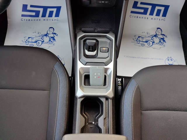 Dacia Duster SUV 140к.с. Хибрид - автомобили, коли, обяви за нови и употребявани 12
