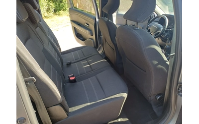 Dacia Jogger 1.0 i GPL - автомобили, коли, обяви за нови и употребявани 11