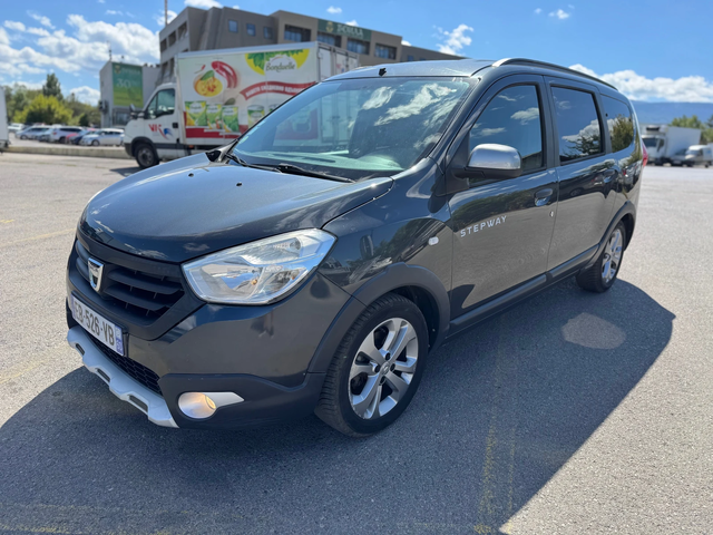 Dacia Lodgy 1.5dCI-110-7места-EURO6-STEPWAY - автомобили, коли, обяви за нови и употребявани 0