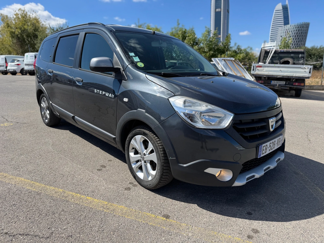 Dacia Lodgy 1.5dCI-110-7места-EURO6-STEPWAY - автомобили, коли, обяви за нови и употребявани 1