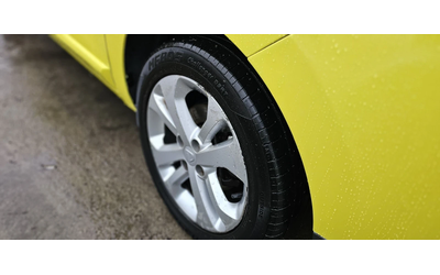 Dacia Lodgy 1.6i-85кс.+ ЗаводскиГазИнж.-Боядисана за Такси - автомобили, коли, обяви за нови и употребявани 12