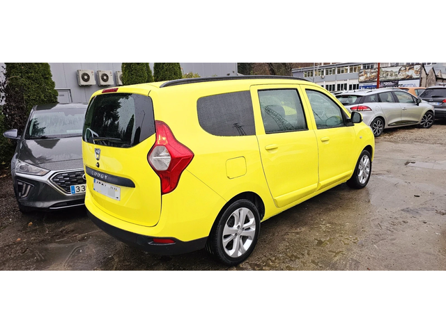 Dacia Lodgy 1.6i-85кс.+ ЗаводскиГазИнж.-Боядисана за Такси - автомобили, коли, обяви за нови и употребявани 1