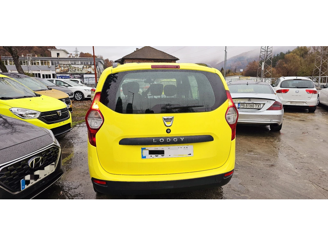 Dacia Lodgy 1.6i-85кс.+ ЗаводскиГазИнж.-Боядисана за Такси - автомобили, коли, обяви за нови и употребявани 3
