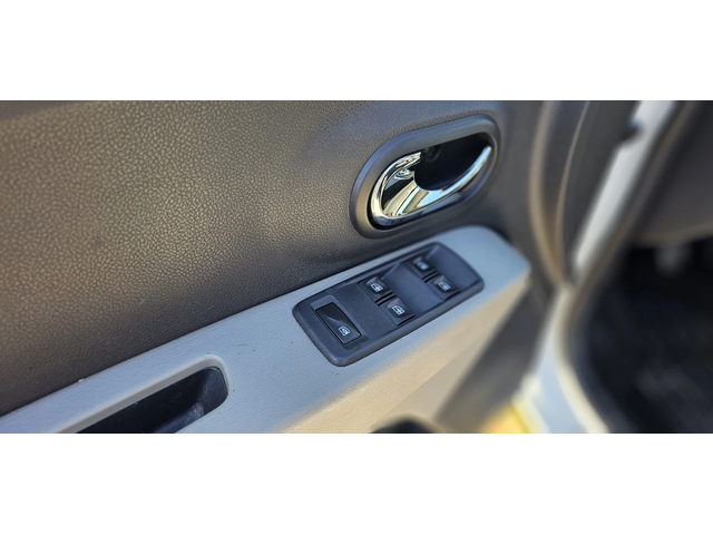 Dacia Lodgy 1.6i+ ЗаводскиГазИнж.-Подготвена за такси* Навигац - автомобили, коли, обяви за нови и употребявани 11