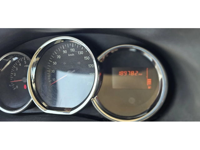 Dacia Lodgy 1.6i+ ЗаводскиГазИнж.-Подготвена за такси* Навигац - автомобили, коли, обяви за нови и употребявани 16