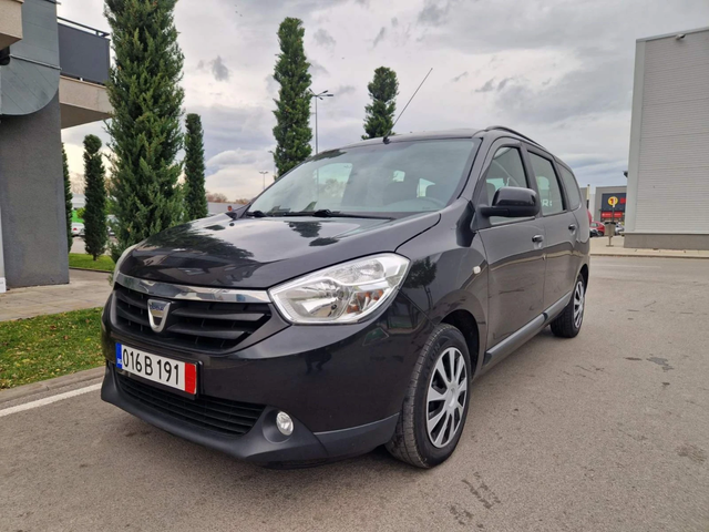 Dacia Lodgy 1.5 / 90 к. с. НАВИГАЦИЯ - автомобили, коли, обяви за нови и употребявани 0