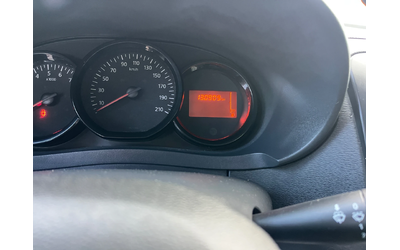 Dacia Lodgy 1.6i Euro 6B - автомобили, коли, обяви за нови и употребявани 13