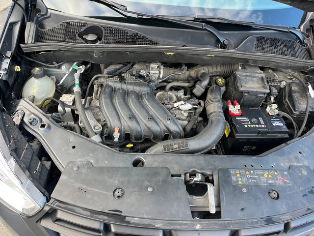 Dacia Lodgy 1.6i Euro 6B - автомобили, коли, обяви за нови и употребявани 14