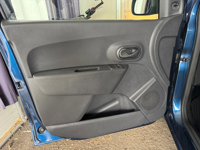 Dacia Lodgy 1.6i* 7местна* С ПЪЛНА ИСТОРИЯ В DACIA - автомобили, коли, обяви за нови и употребявани 8