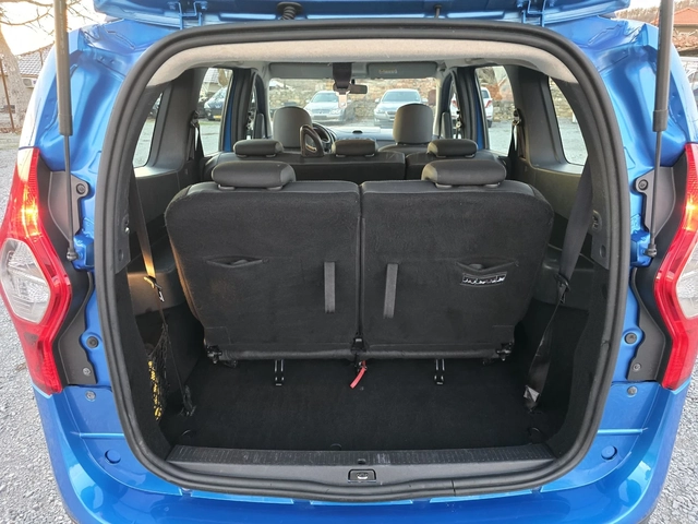 Dacia Lodgy STEPWAY 1.2 i 115 К.С. НАВИ / КЛИМА / 7 МЕСТНА - автомобили, коли, обяви за нови и употребявани 15