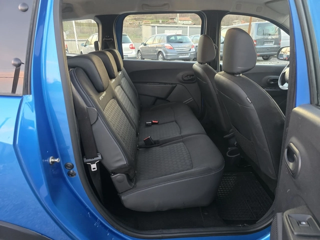 Dacia Lodgy STEPWAY 1.2 i 115 К.С. НАВИ / КЛИМА / 7 МЕСТНА - автомобили, коли, обяви за нови и употребявани 9